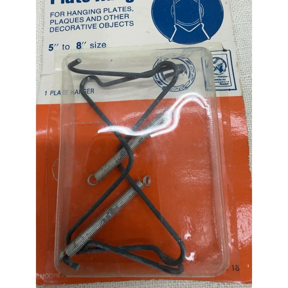 Vintage Lot of 5 Moore Small Plate Hangers No. 18 NOS Sealed 5